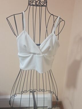 Boohoo Cream Camisole Size 6